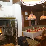 St. Georg Mit Moststueberl 4*