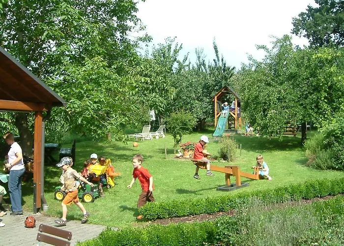 بيت ضيافة St. Georg Mit Moststueberl