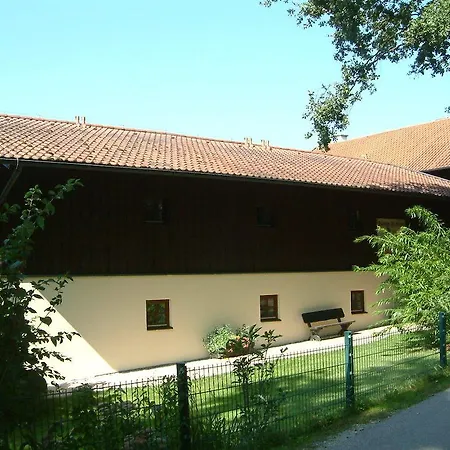 Gasthof St. Georg Mit Moststüberl